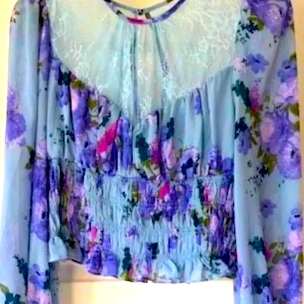 NWT FREE PEOPLE Daphne Crop Peasant Blouse Floral & Lace Smock Waist S